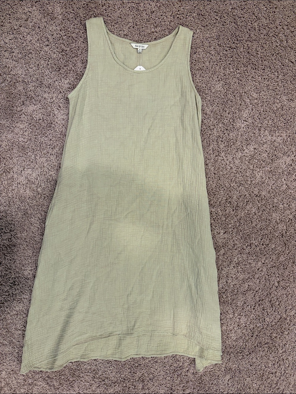 Casual Sleeveless Midi Dress in Sage Green